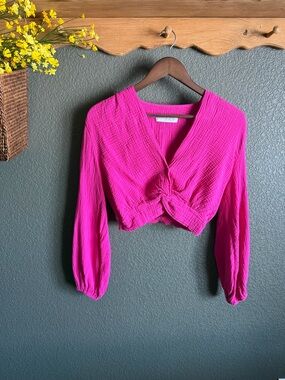 Petal & Pup Pink Twist-Front Cropped Blouse